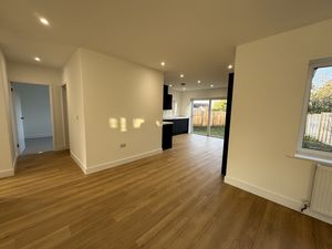 Dining Area thro to kitchen- click for photo gallery